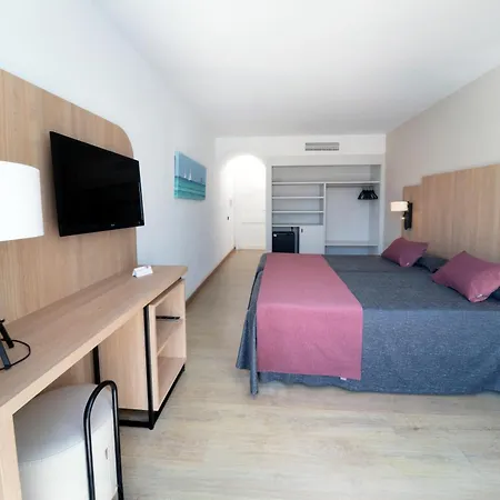 Calimera Fido Gardens 4*
