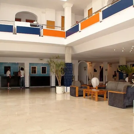 Calimera Fido Gardens